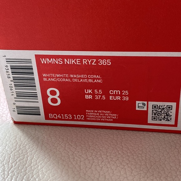 SOLD - Picture 4 of 16